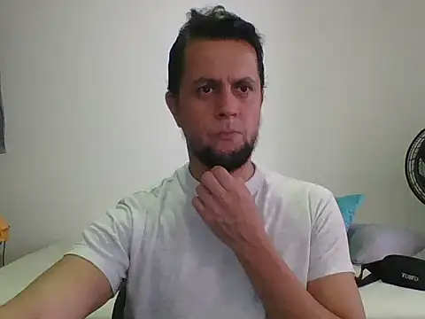 TRIISTAN_KING10 Pertunjukan Webcam