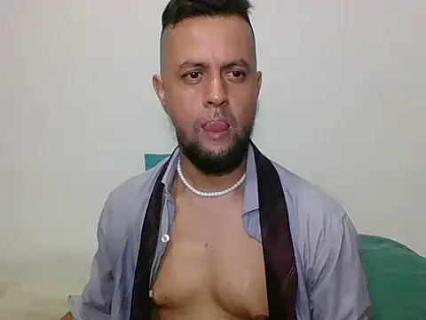 Show webcam de TRIISTAN_KING10