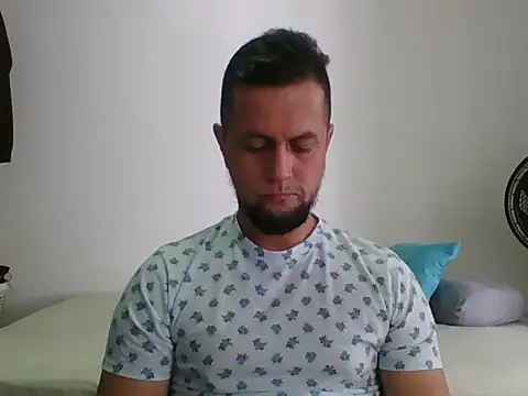 TRIISTAN_KING10 网络视讯表演