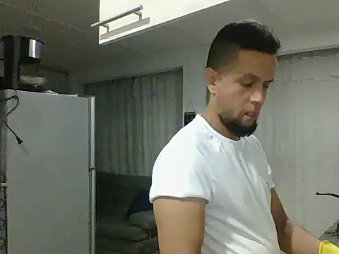 عرض كام TRIISTAN_KING10