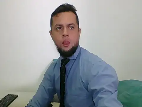 TRIISTAN_KING10n Webbikameraesitys