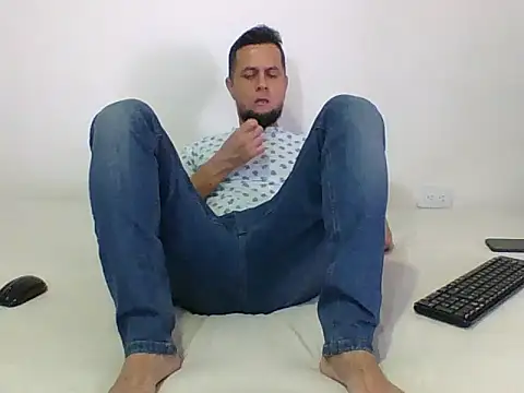 Webkamerová show TRIISTAN_KING10