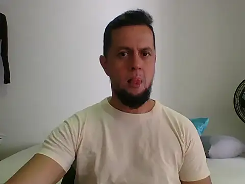 Pokazy przed kamerką – TRIISTAN_KING10