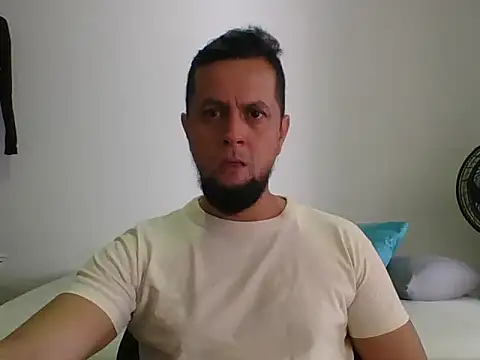 TRIISTAN_KING10 Webcam Show