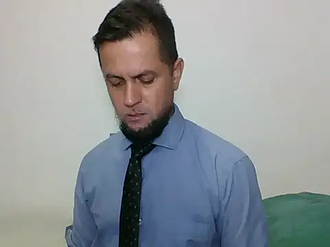 TRIISTAN_KING10 Adlı Modelin Web Kamerası Şovu