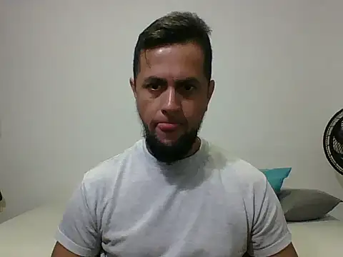 TRIISTAN_KING10: вебкам-шоу