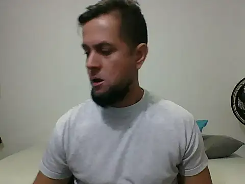 TRIISTAN_KING10 Webcam-Show