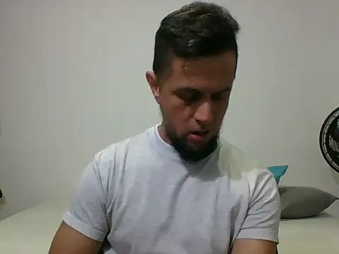 TRIISTAN_KING10's Webcam Show