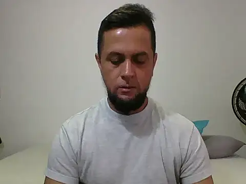 TRIISTAN_KING10 在線直播表演