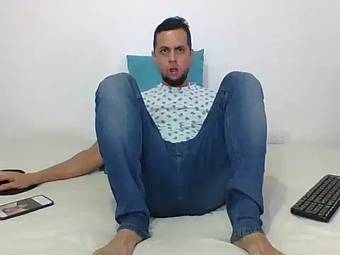 TRIISTAN_KING10 Show Webcam
