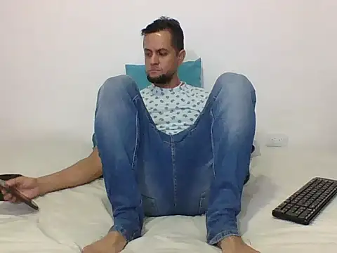 TRIISTAN_KING10's Webcam Show