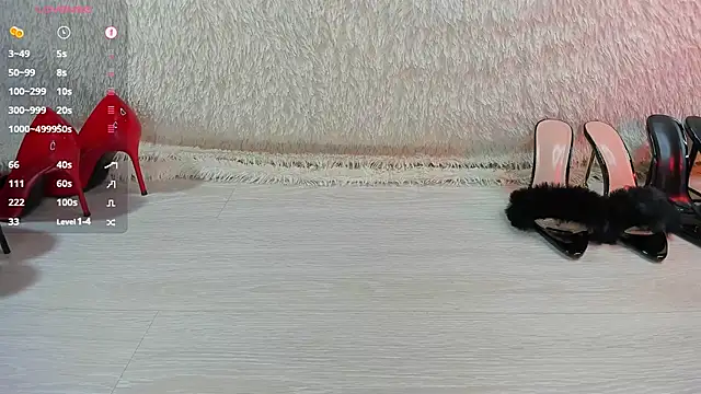 queens_nylon 网络视讯表演