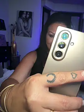 TiffanyRoxx Webcamshow