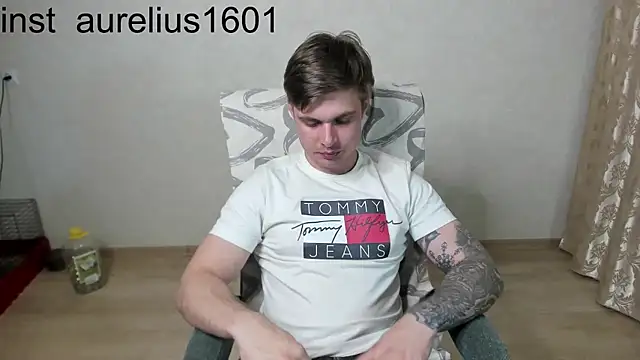 maks_wolfisのウェブカメラショー