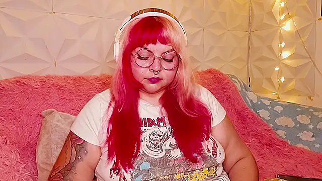 Satyn_doll 网络视讯表演