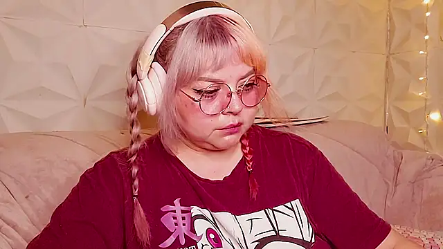 Živý XXX chat Satyn_doll