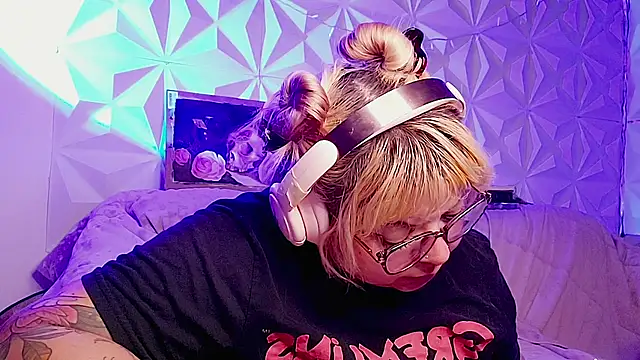 Webkamerová show Satyn_doll