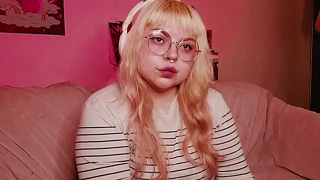 Satyn_doll's Live XXX Chat