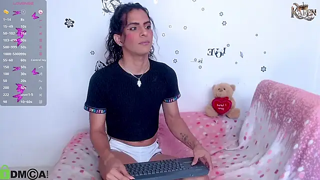 karen_sophia Show in webcam