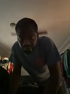 Yaboiyo1's Webcam Show