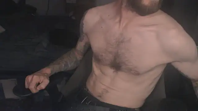 SexxxyLouis' Webcam Show