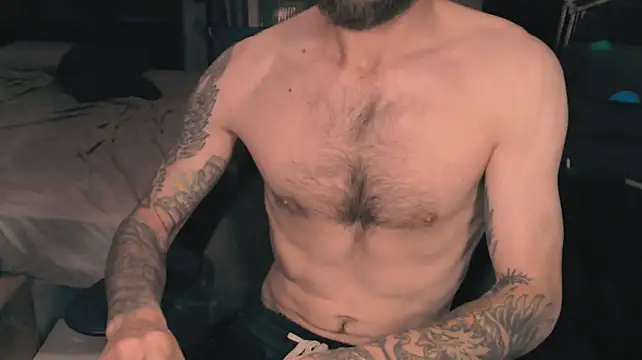 SexxxyLouisのウェブカメラショー