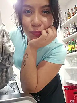Chat +18 de Susana_Castle ao vivo
