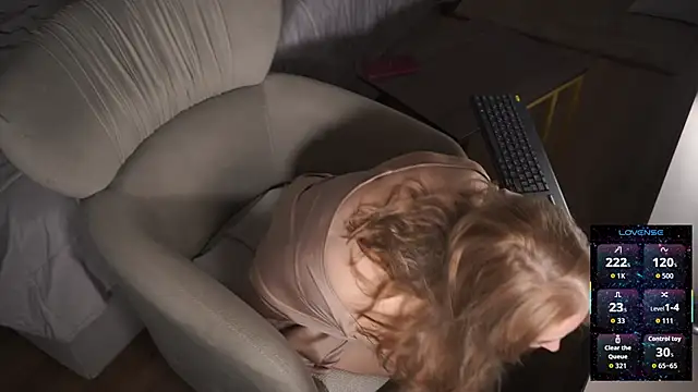 eseniyavl Show Webcam