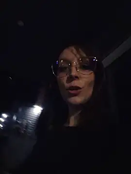 XXX chat uživo modela LilyOrion
