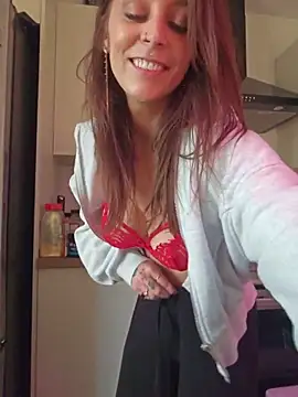 LilyOrion Show in webcam