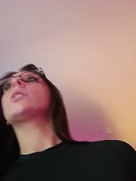 LilyOrion webcam show