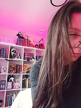Show modela LilyOrion na web-kameri