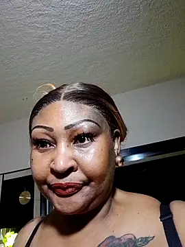 Chat ao vivo de MONSTERTITS44DDD