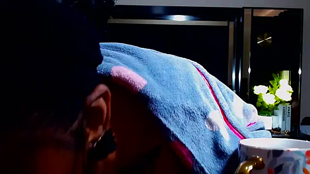 MONSTERTITS44DDD's Webcam Show