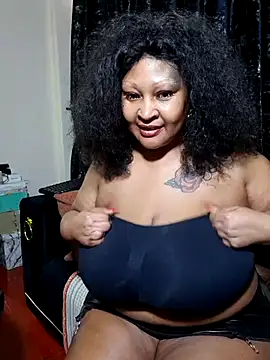 MONSTERTITS44DDD Webcamshow