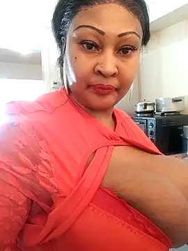 MONSTERTITS44DDD Webcamshow