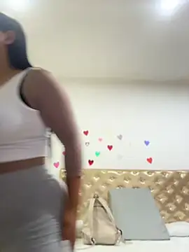 Fancyxlove Show in webcam