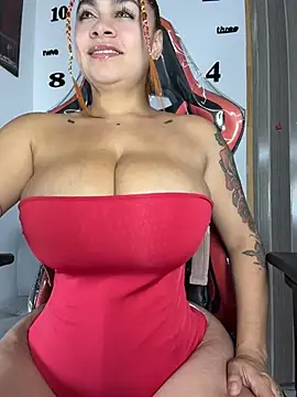 miapichxs' Live XXX Chat