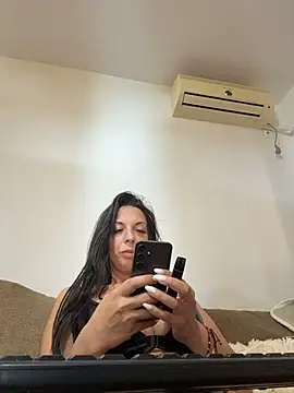 Almmaxxxx 在線直播表演