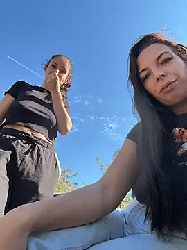 Almmaxxxx Webcam show