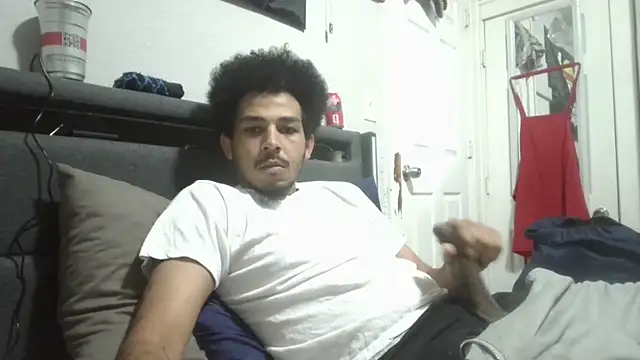 bigdickjojo69's Webcam Show