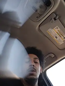 bigdickjojo69 Show in webcam