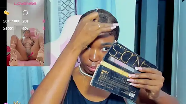 Czat XXX na żywo – myblackdoope