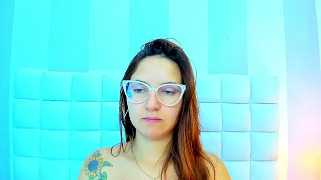 Chat +18 de teresasroom_ ao vivo