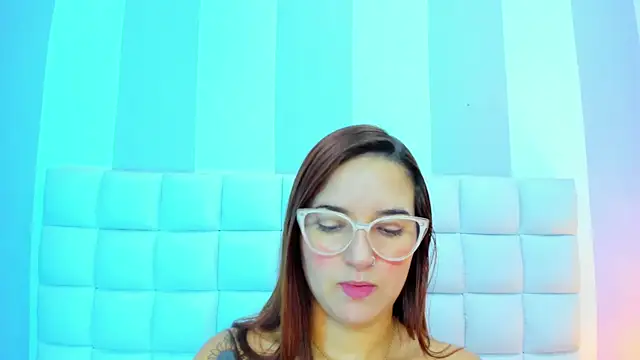 teresasroom_'s Live XXX Chat
