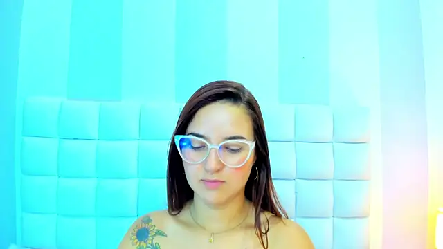 teresasroom_ live XXX chat