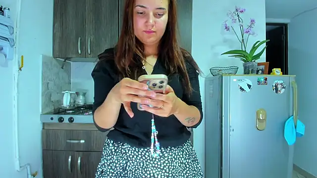 teresasroom_ Adlı Modelin Canlı XXX Sohbeti