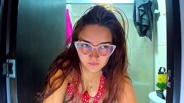 XXX chat uživo modela teresasroom_