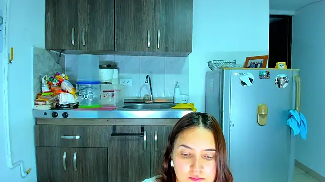 teresasroom_ Adlı Modelin Canlı XXX Sohbeti