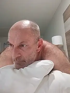 k-dong Pertunjukan Webcam